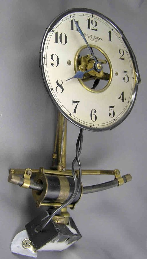 Bulle Nº 95099 as received, before restoration